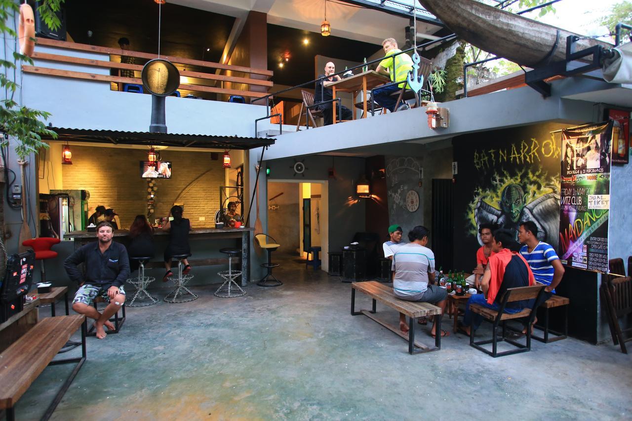 Bat & Arrow Otel Padang  Dış mekan fotoğraf